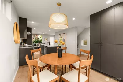 1105 Yakima Avenue S, Seattle, WA 98144 - Photo 14
