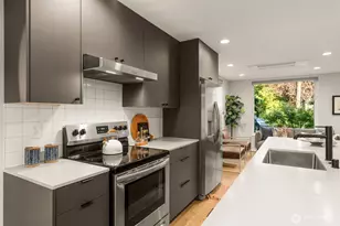 1105 Yakima Ave S, Seattle, WA 98144 - Photo 10