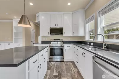 18317 32nd Avenue S #340, SeaTac, WA 98188 - Photo 8