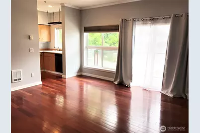 701 Galer Street #304, Seattle, WA 98109 - Photo 2
