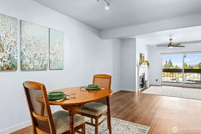 2021 N Laventure Road #404, Mount Vernon, WA 98273 - Photo 2