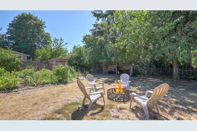 16203 SE Petrovitsky Road, Renton, WA 98058 - Photo 20