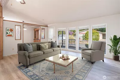 579 NW Silver Glen Lane, Bremerton, WA 98311 - Photo 2