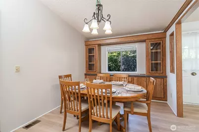 579 NW Silver Glen Lane, Bremerton, WA 98311 - Photo 6