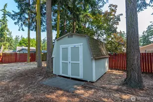 1206 Independence Ct, Oak Harbor, WA 98277 - Photo 32