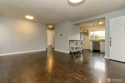 1005 E 57th Street, Tacoma, WA 98404 - Photo 8
