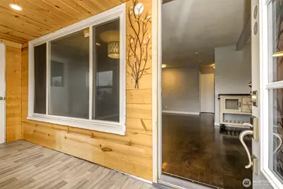 1005 E 57th Street, Tacoma, WA 98404 - Photo 6