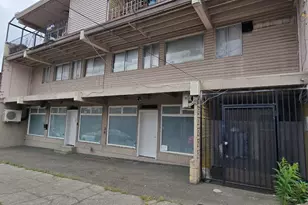 4213 Winslow Pl N, Seattle, WA 98103 - Photo 2