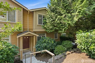 23300 SE Black Nugget Road #M2, Issaquah, WA 98029 - Photo 2