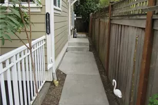 1618 N 46th St, Seattle, WA 98103 - Photo 26