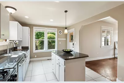 1413 17th Street, Anacortes, WA 98221 - Photo 12