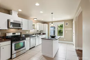 1413 17th St, Anacortes, WA 98221 - Photo 10