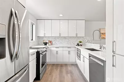 6121 NE 175th Street #A402, Kenmore, WA 98028 - Photo 2