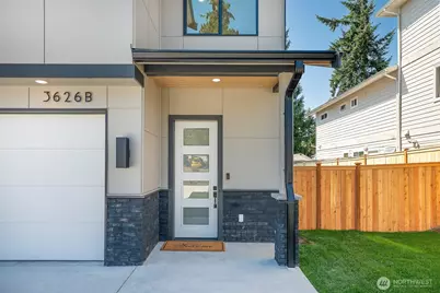 3626 191st Place SW #B, Lynnwood, WA 98036 - Photo 2