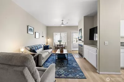 323 N Laventure Road #D, Mount Vernon, WA 98273 - Photo 6