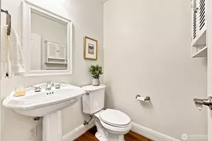 3039 92nd Pl NE, Clyde Hill, WA 98004 - Photo 10