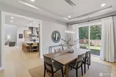 24309 NE 24th Street, Sammamish, WA 98074 - Photo 12