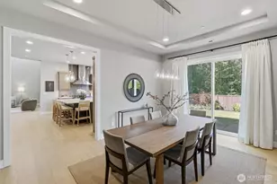 24309 NE 24th St, Sammamish, WA 98074 - Photo 12