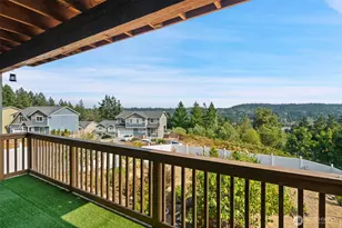2416 W Echo Bay Dr, Bremerton, WA 98312 - Photo 18