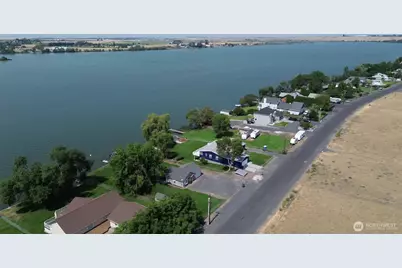 4033 Shorecrest Drive NE, Moses Lake, WA 98837 - Photo 10