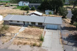 4033 Shorecrest Dr NE, Moses Lake, WA 98837 - Photo 1