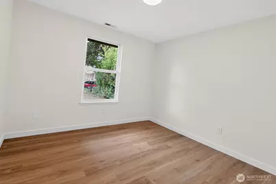 320 213th Place SW, Bothell, WA 98021 - Photo 14