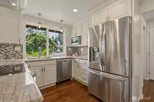 105 161st St SE, Bothell, WA 98012 - Photo 10