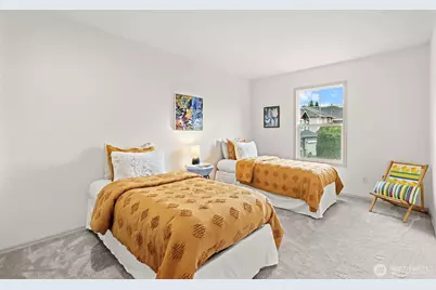 1301 225th Place SE, Sammamish, WA 98075 - Photo 32