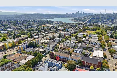 720 N 43rd St, Seattle, WA 98103 - Photo 26