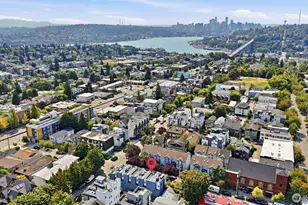 720 N 43rd St, Seattle, WA 98103 - Photo 26