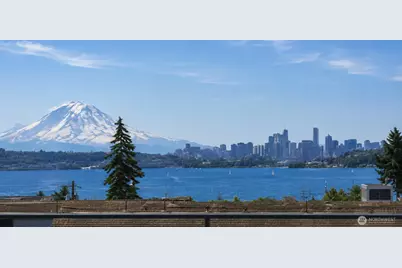 720 N 43rd St, Seattle, WA 98103 - Photo 2