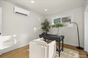 14308 Roslyn Pl N, Seattle, WA 98133 - Photo 20
