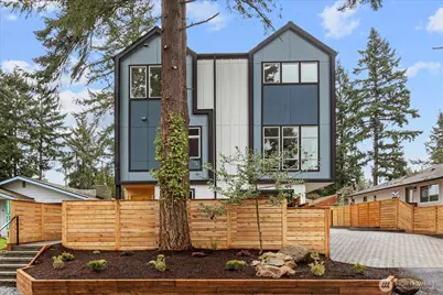 14308 Roslyn Place N, Seattle, WA 98133 - Photo 1