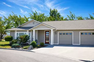 530 Evergreen Farm Wy, Sequim, WA 98382 - Photo 2