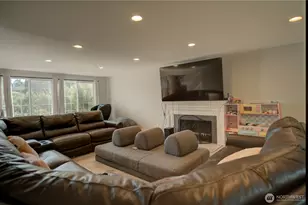 17102 146th Ave SE, Renton, WA 98058 - Photo 12