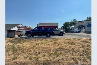 800 Methow Street, Wenatchee, WA 98801 - Photo 12