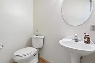 1835 S 251st Pl, Des Moines, WA 98198 - Photo 26