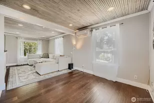 9744 49th Ave S, Seattle, WA 98118 - Photo 6