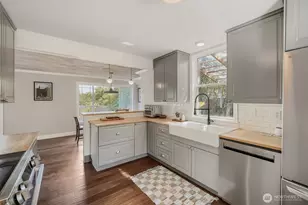 9744 49th Ave S, Seattle, WA 98118 - Photo 10