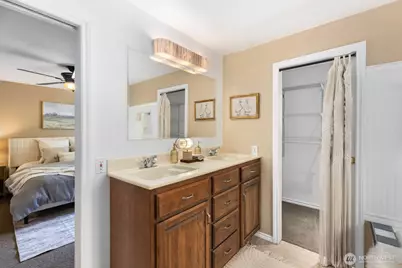 20919 SE 202nd Street, Renton, WA 98058 - Photo 18