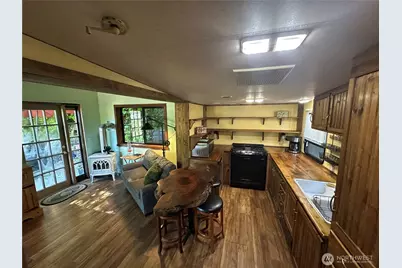 44894 Kloshe Trail, Concrete, WA 98237 - Photo 12