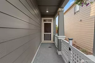 18434 110th Ave E, Puyallup, WA 98374 - Photo 2