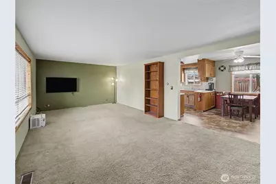 621 E Mason Avenue, Buckley, WA 98321 - Photo 14