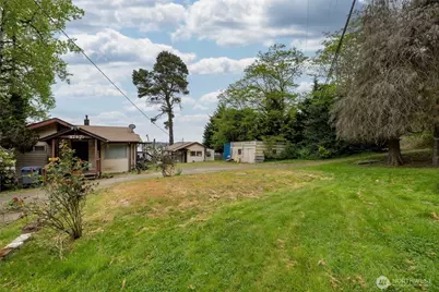 1747 SW Bay Street, Port Orchard, WA 98366 - Photo 2