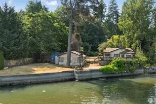 1747 SW Bay St, Port Orchard, WA 98366 - Photo 32