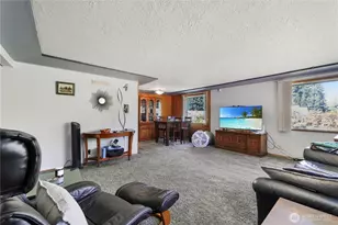 3012 116th St SE, Everett, WA 98208 - Photo 2