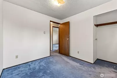 613 NW Hyak Drive, Oak Harbor, WA 98277 - Photo 16