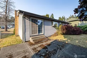 613 NW Hyak Dr, Oak Harbor, WA 98277 - Photo 28