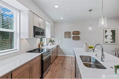 14424 Madison Way #F4, Lynnwood, WA 98087 - Photo 6