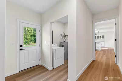 31419 Mountain Hwy E, Eatonville, WA 98328 - Photo 16